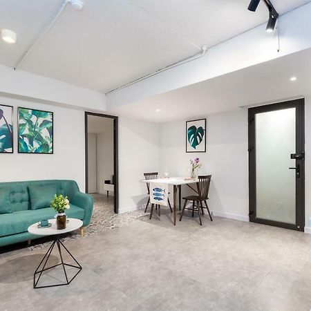 คอซรุม โฮมส์ พรีเมียร์ เรสซิเดนซ์ Apartment โฮจิมินห์ซิตี้ ภายนอก รูปภาพ