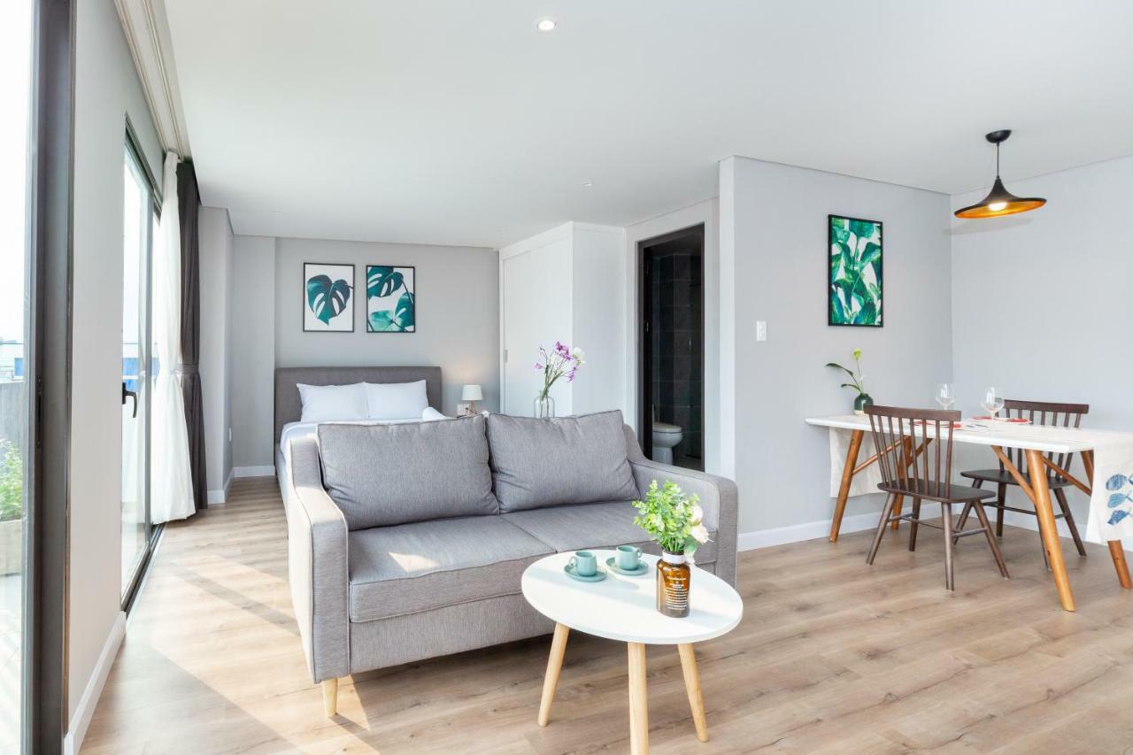 คอซรุม โฮมส์ พรีเมียร์ เรสซิเดนซ์ Apartment โฮจิมินห์ซิตี้ ภายนอก รูปภาพ